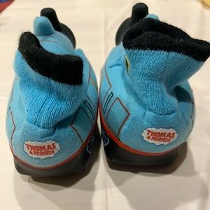 Thomas the Engine toddler slippers size L 9-10 like New condition.